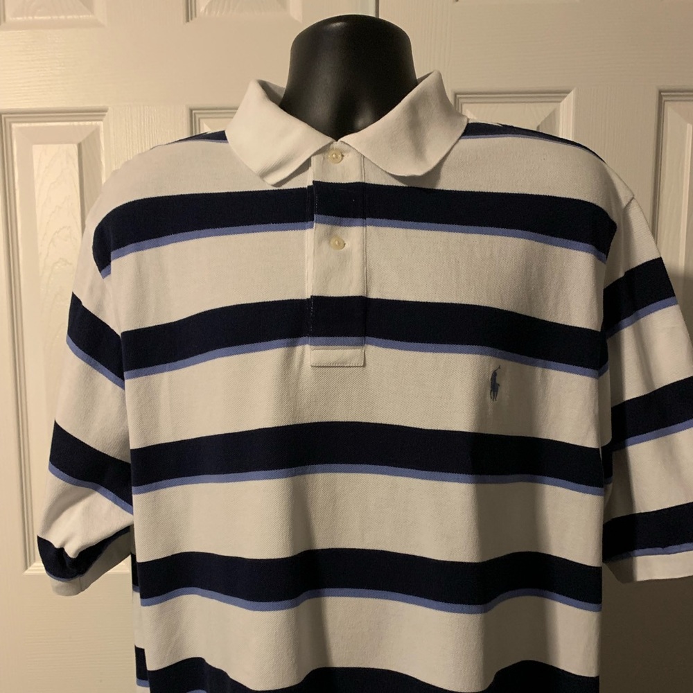 Polo Ralph Lauren Shirt
Size XLT 
Blue & White 
Excellent Condition